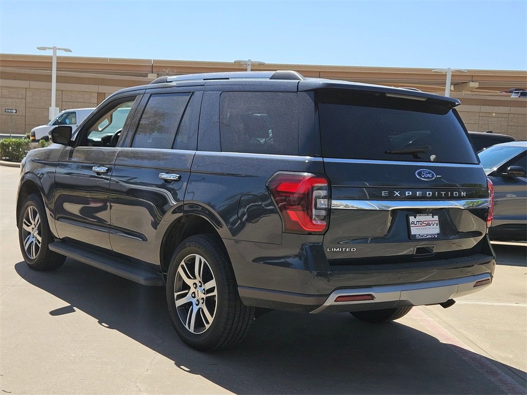 Used 2024 Ford Expedition Limited image 7