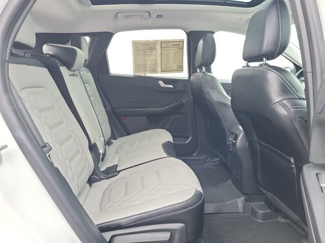 Used 2024 Ford Escape SE w/ PHEV Premium Package image 27