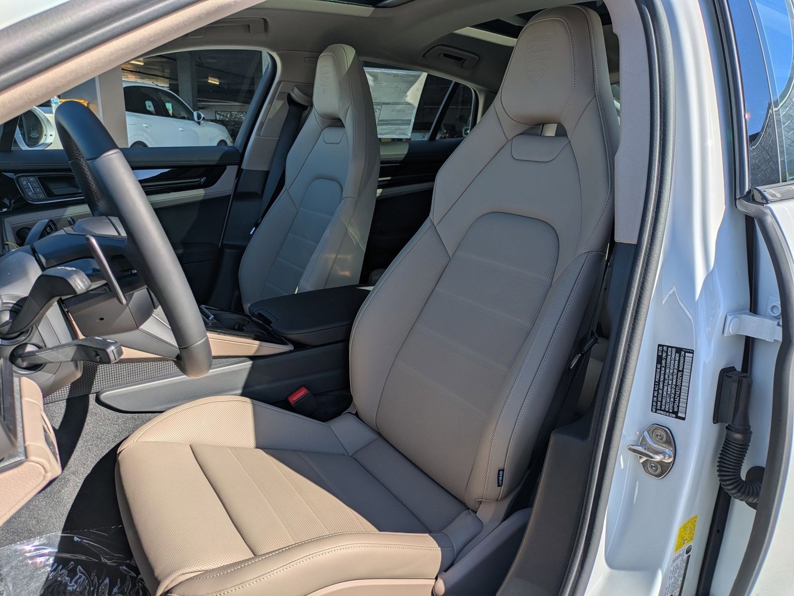 New 2026 Porsche Panamera image 5