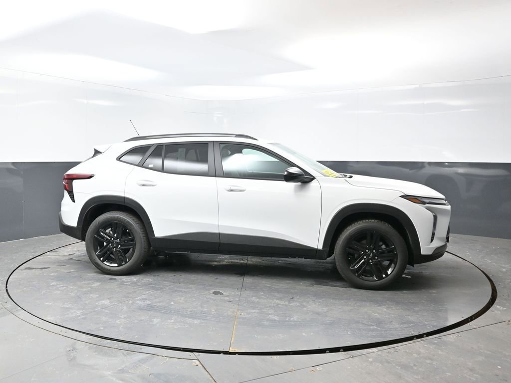 New 2026 Chevrolet Trax ACTIV video 2