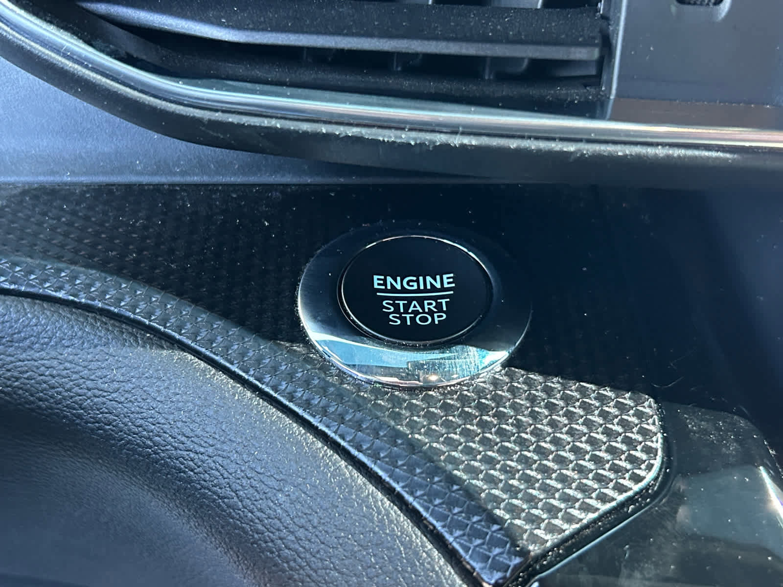 Certified 2024 Ford Explorer ST w/ Equipment Group 401A AWD/4WD image 28