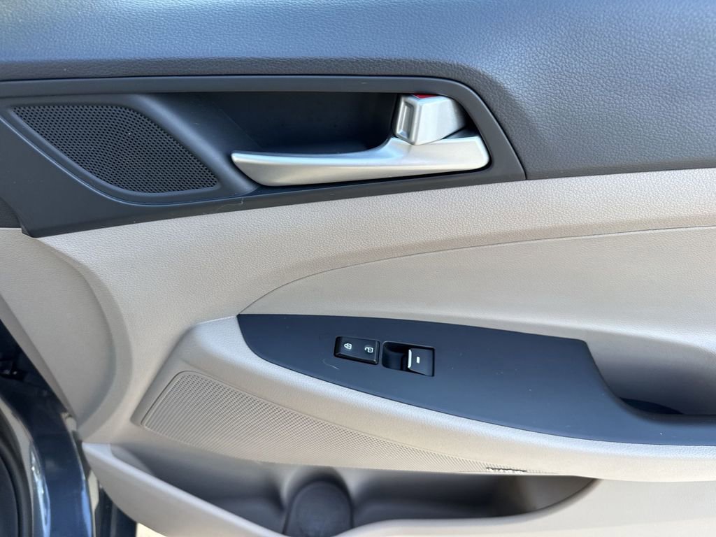 Used 2019 Hyundai Tucson Ultimate w/ Cargo Package image 45