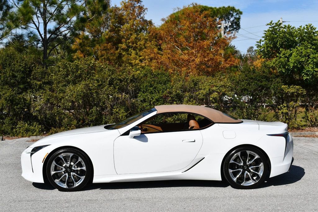 Used 2022 Lexus LC 500 Convertible image 31