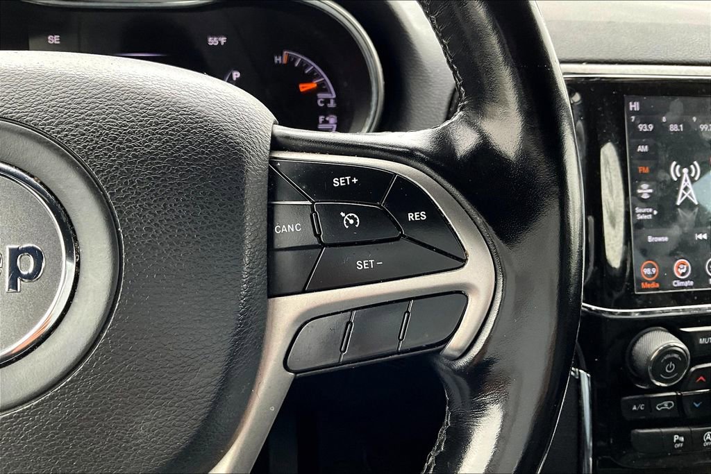 Used 2022 Jeep Grand Cherokee Limited image 19