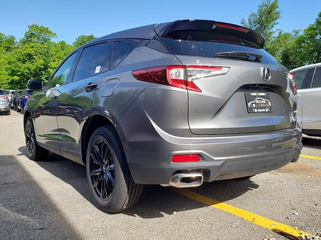 New 2026 Acura RDX SH-AWD image 4