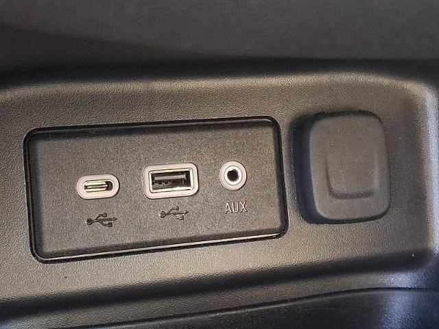 Used 2024 Chevrolet Equinox LT w/ LPO, Floor Liner Package AWD/4WD image 25