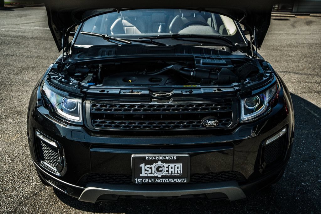 Used 2017 Land Rover Range Rover Evoque SE AWD/4WD image 40