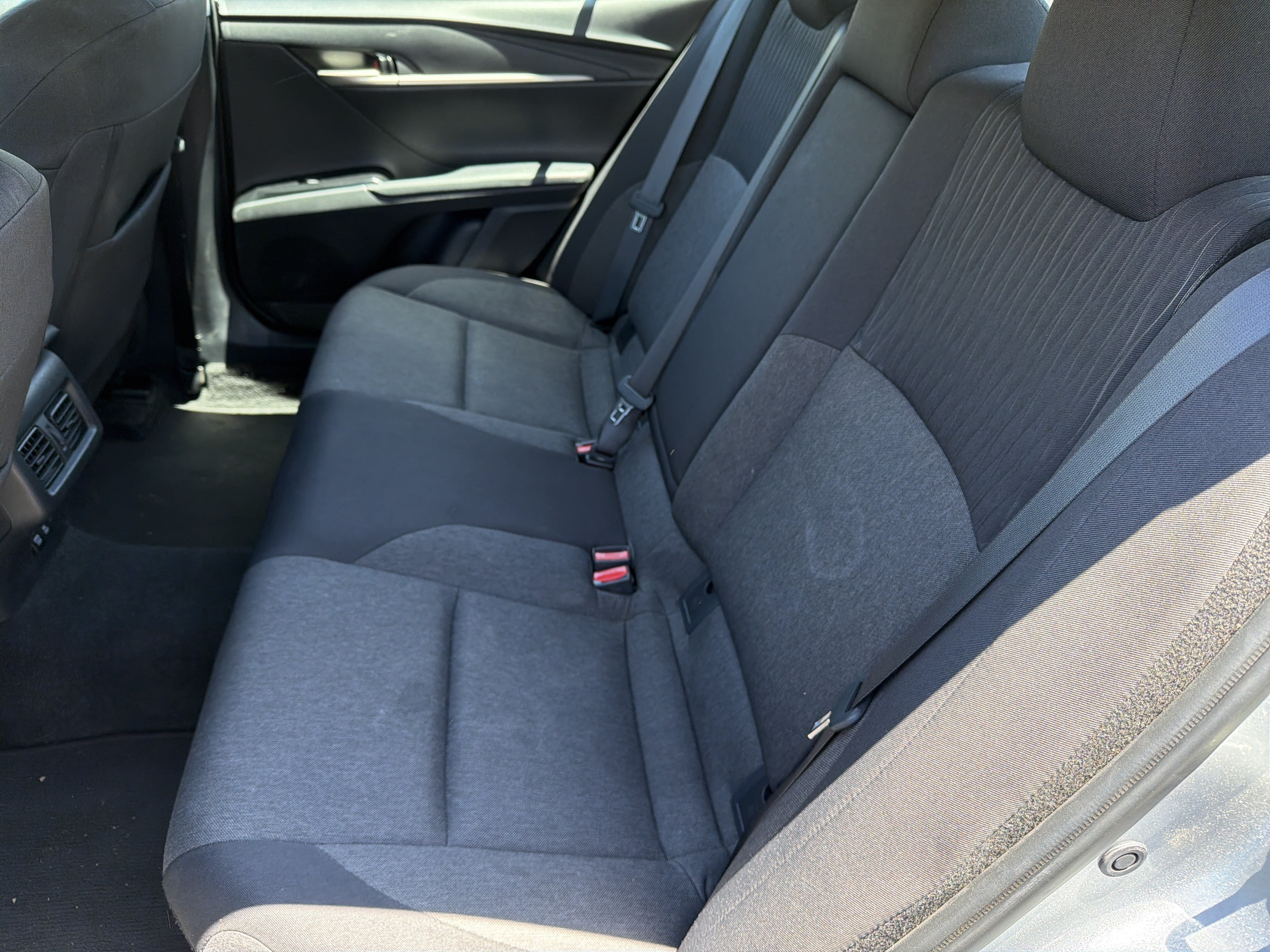 Used 2025 Toyota Camry LE AWD/4WD image 18