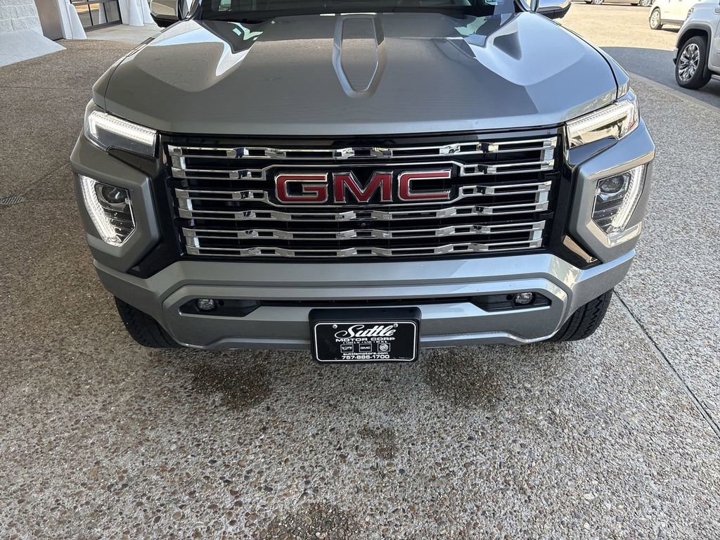 Certified 2024 GMC Canyon Denali AWD/4WD image 32