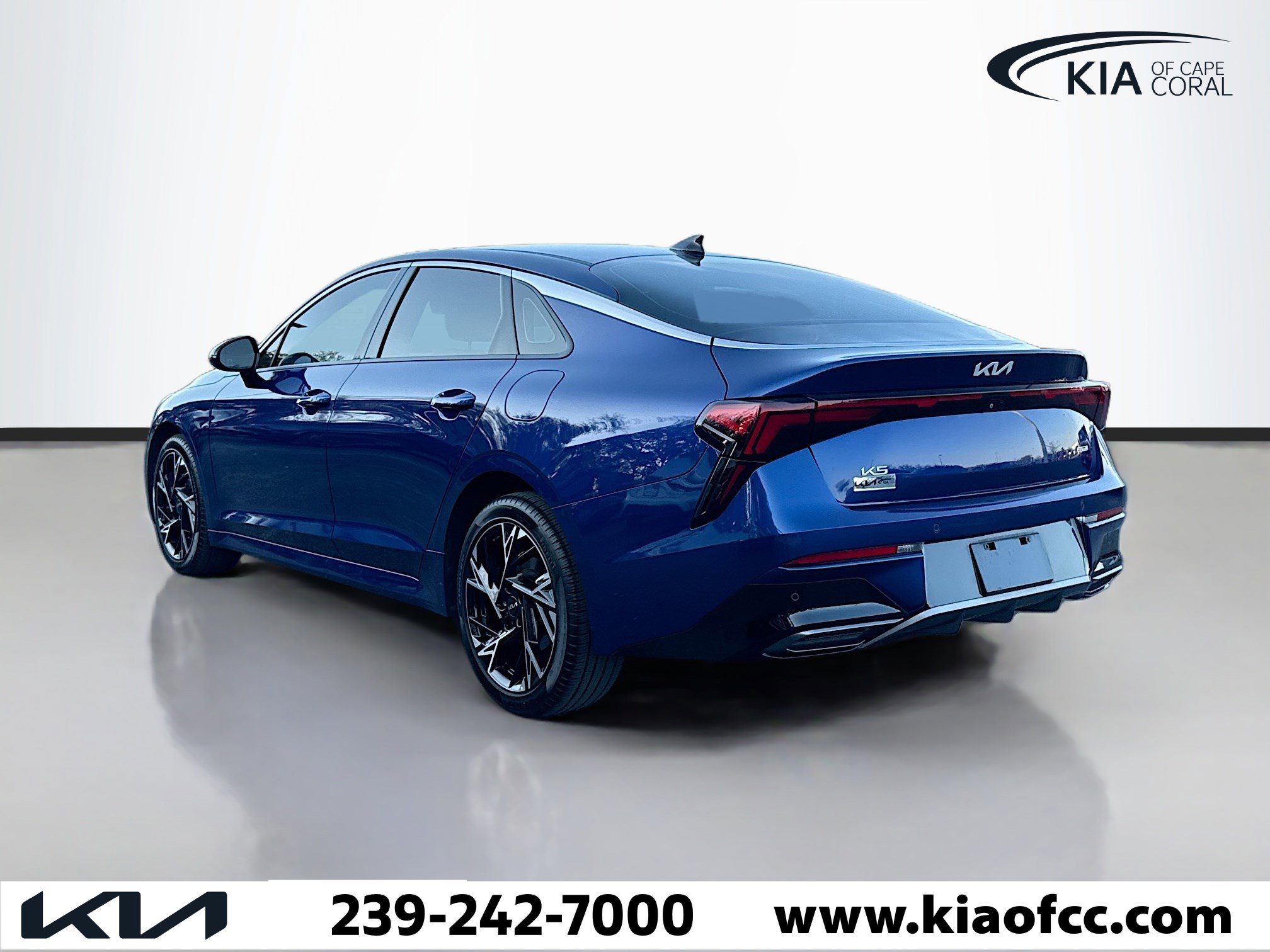 Certified 2025 Kia K5 GT-Line image 3