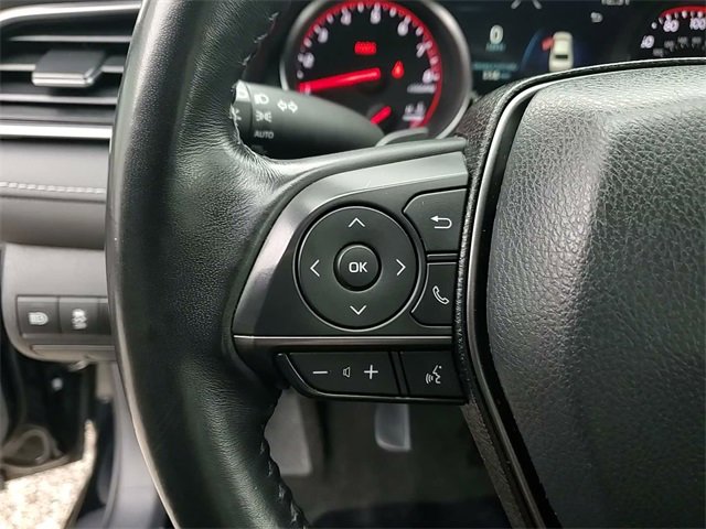 Used 2023 Toyota Camry XSE image 14
