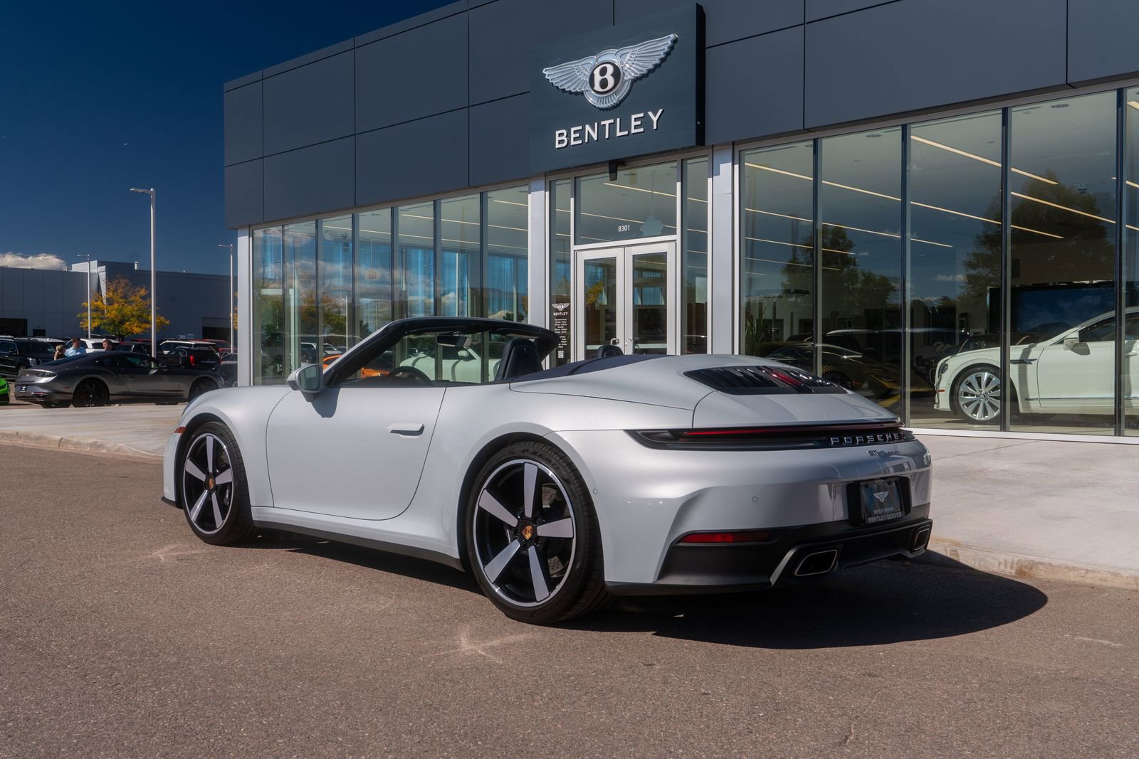 Used 2025 Porsche 911 Carrera image 12