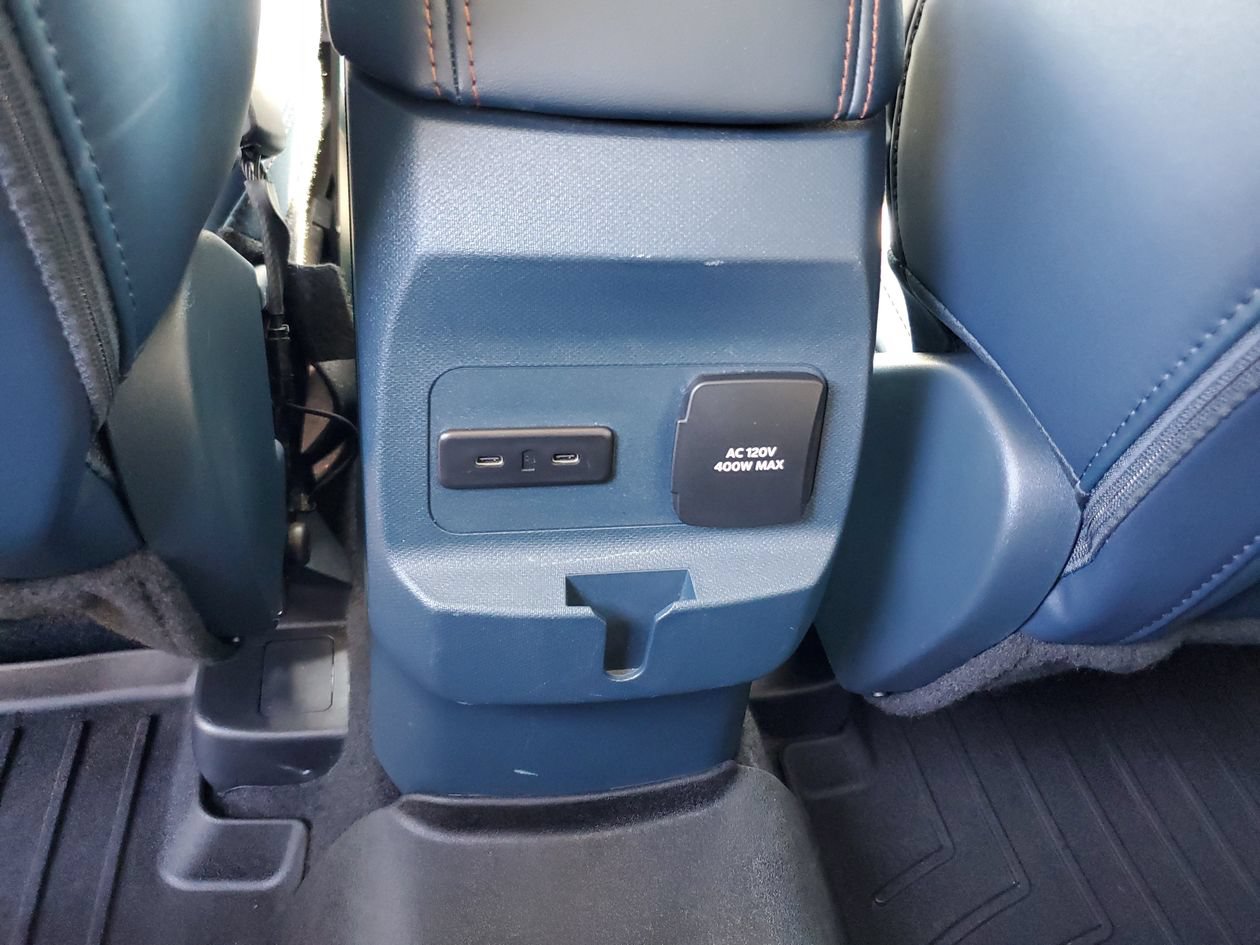 Used 2025 Ford Maverick Lariat w/ 4K Tow Package AWD/4WD image 16