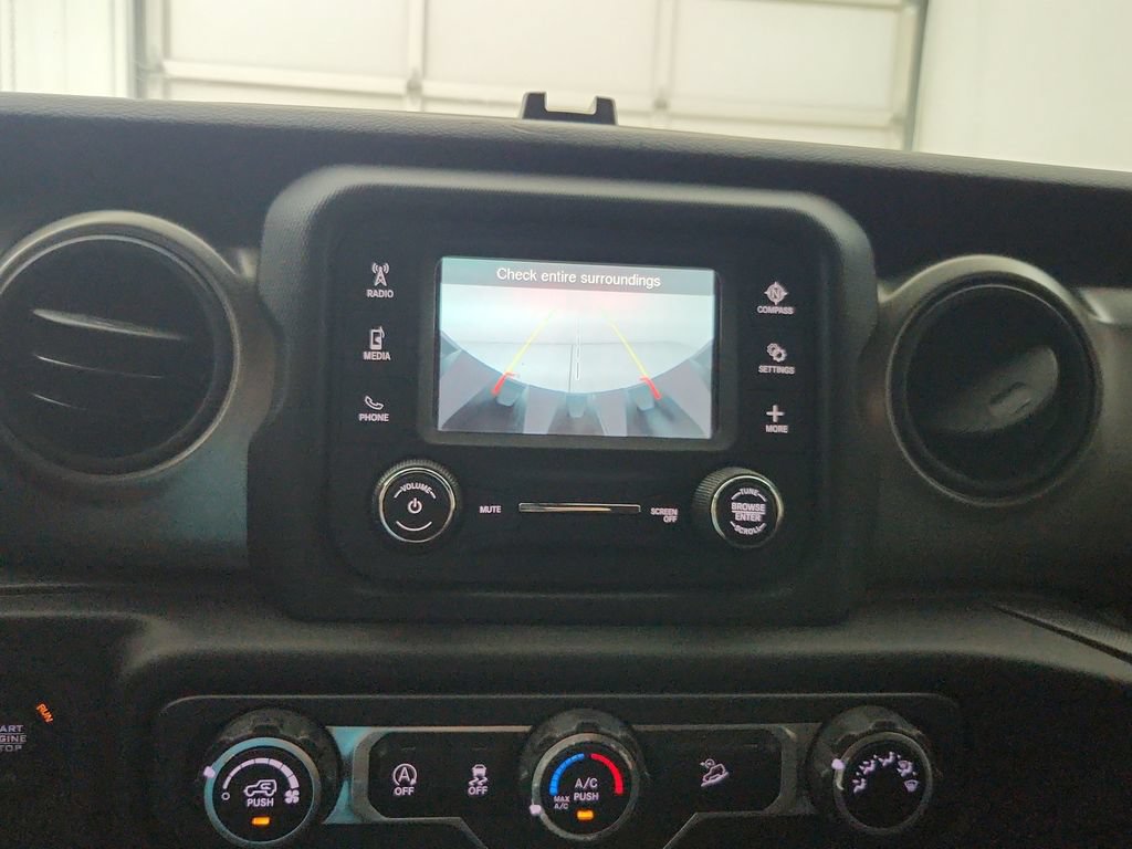 Used 2018 Jeep Wrangler Unlimited Sport AWD/4WD image 28