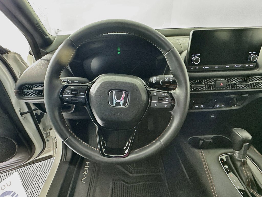 Used 2024 Honda HR-V Sport image 15