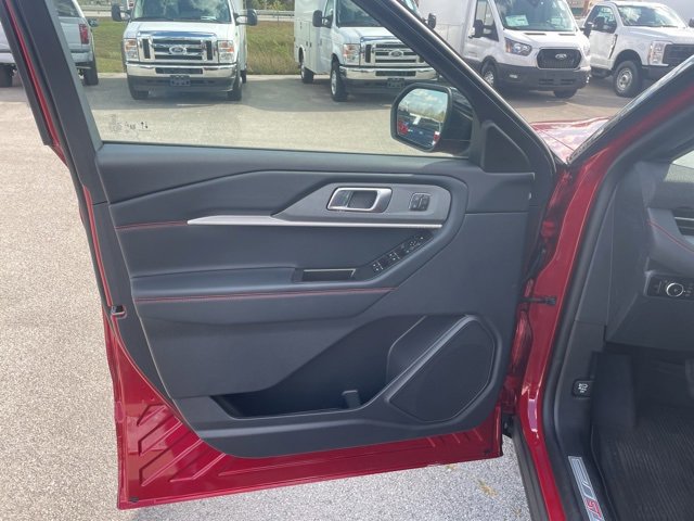New 2026 Ford Explorer ST-Line image 20