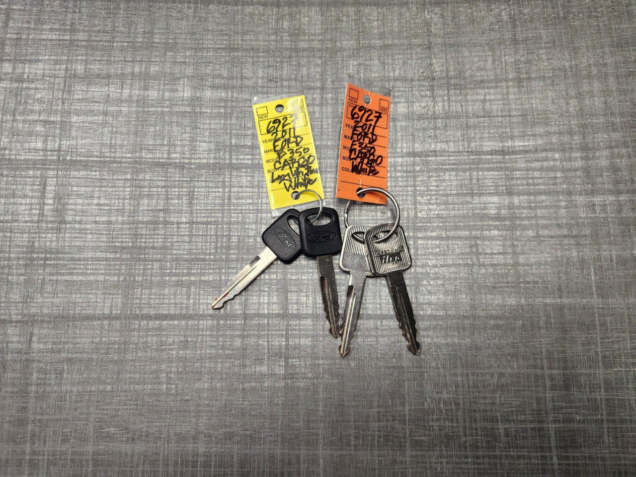 Used 2011 Ford E-350 and Econoline 350 Extended Super Duty image 18