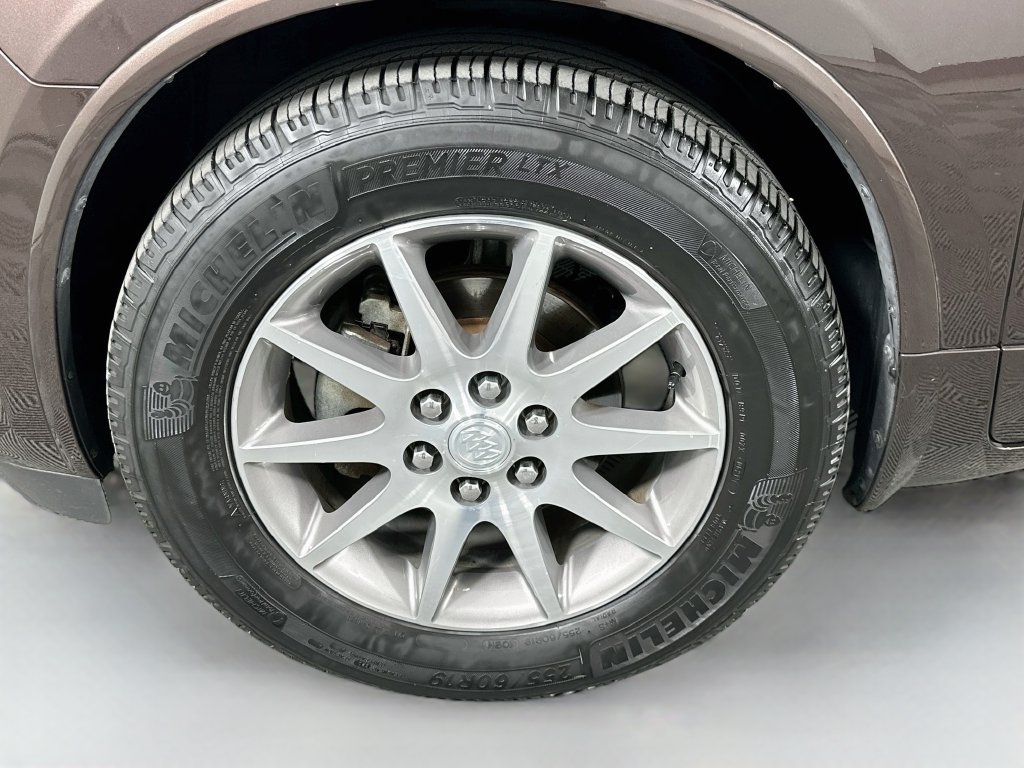 Used 2015 Buick Enclave Leather FWD image 32