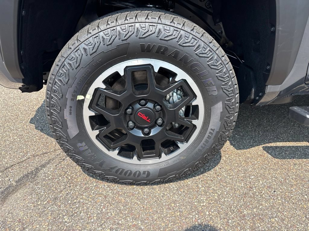 Used 2026 Toyota Tacoma 4x4 Double Cab image 11