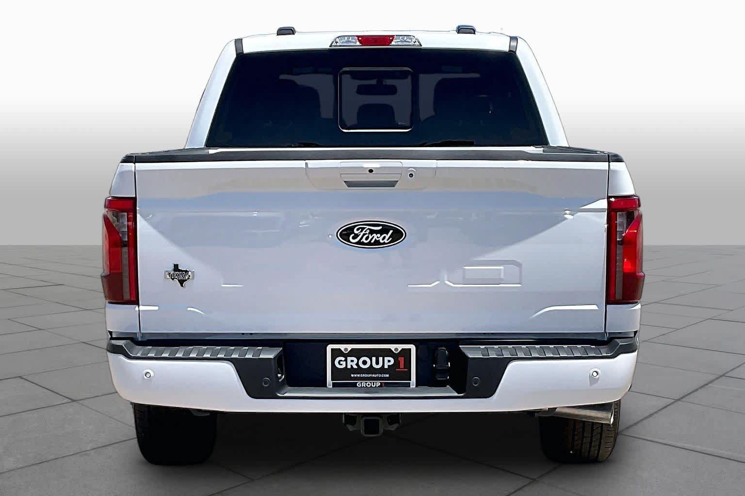 New 2026 Ford F150 XLT w/ Equipment Group 302A MID RWD image 4