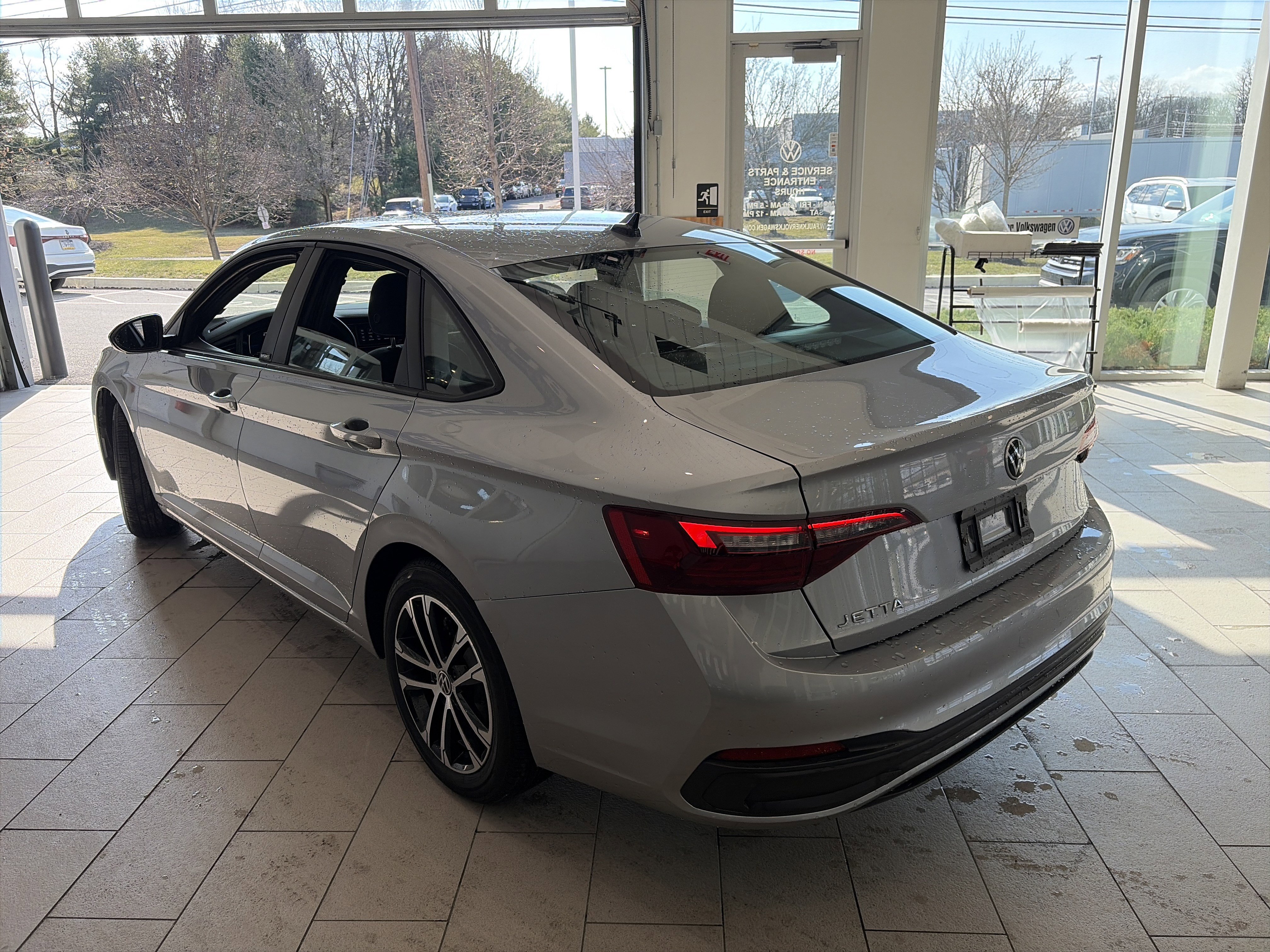 Certified 2023 Volkswagen Jetta Sport image 6