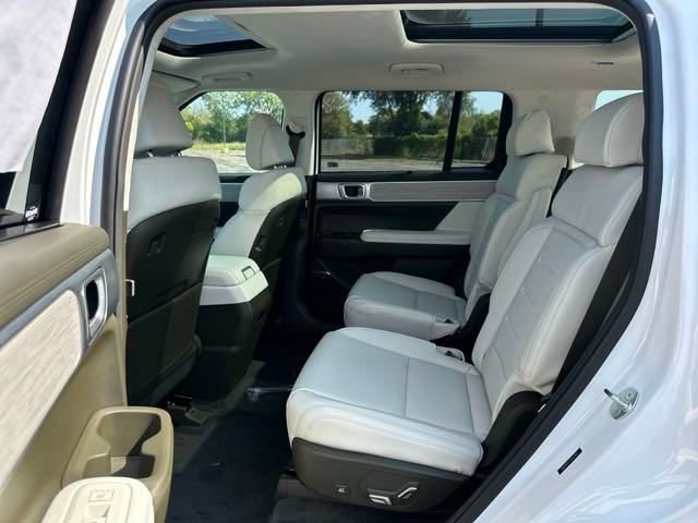 New 2025 Hyundai Santa Fe Calligraphy image 19