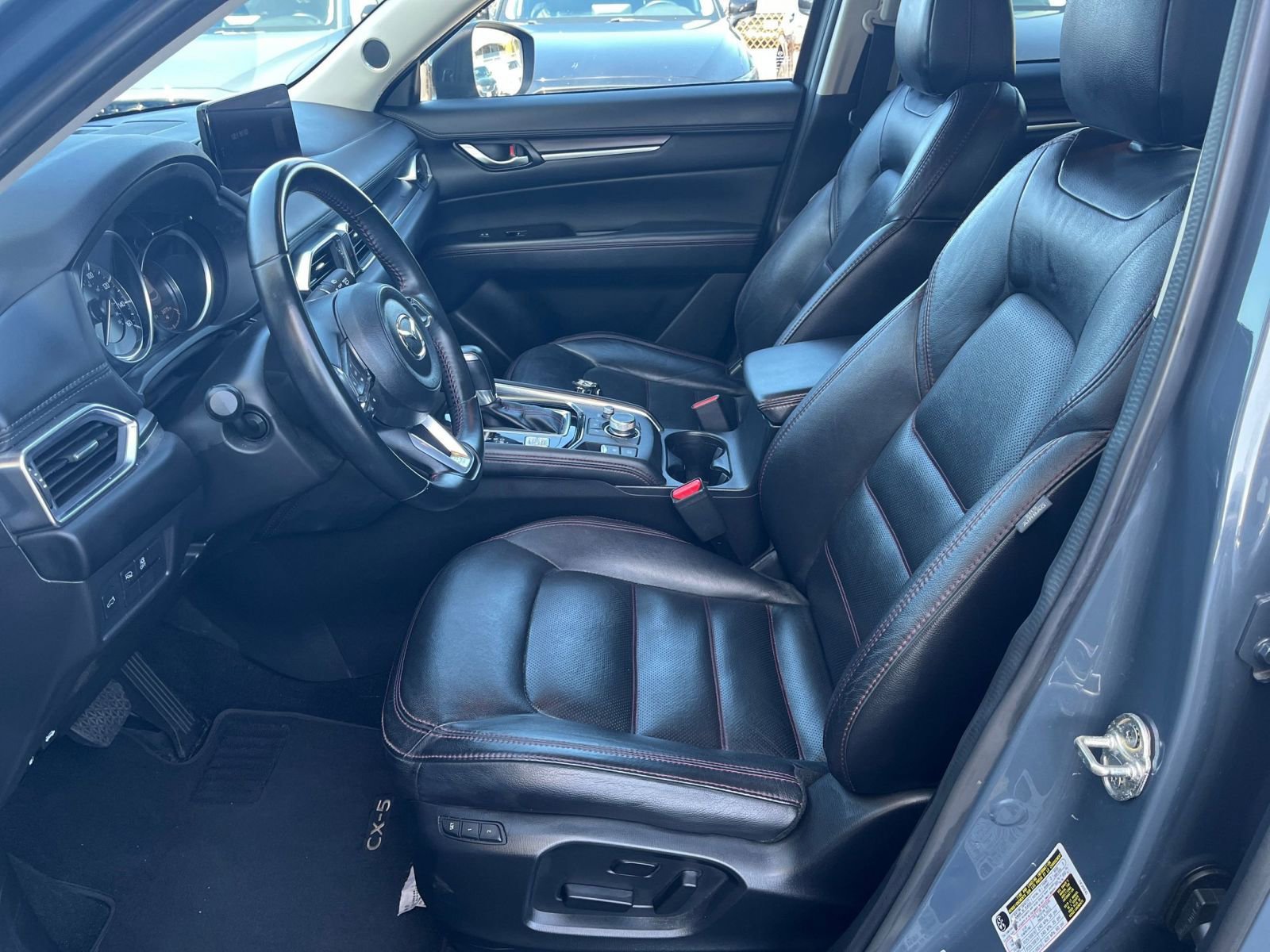 Used 2024 MAZDA CX-5 Carbon Edition image 27