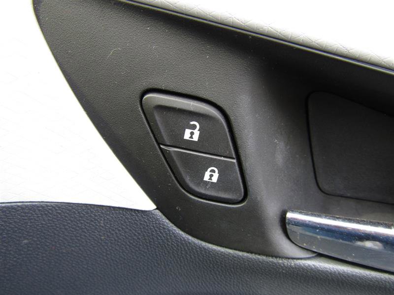 Used 2019 Chevrolet Bolt LT image 30