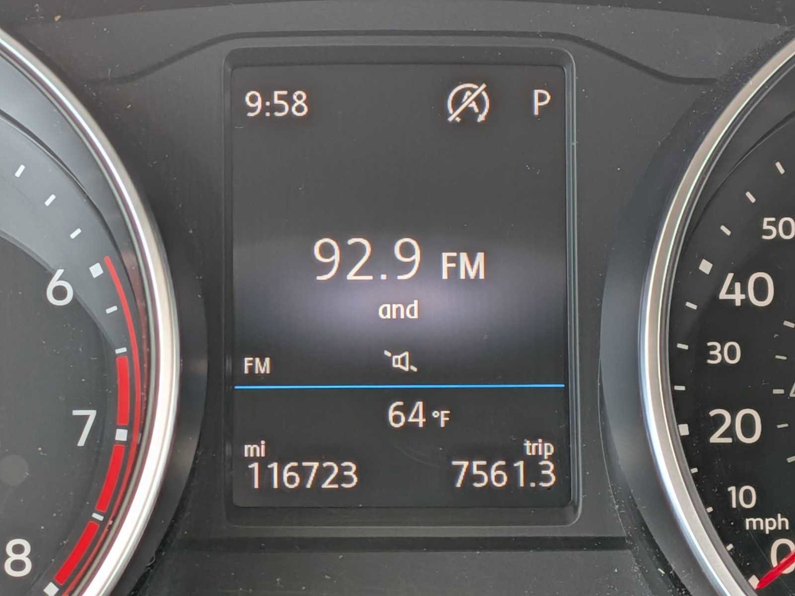 Used 2018 Volkswagen Tiguan S AWD/4WD image 28