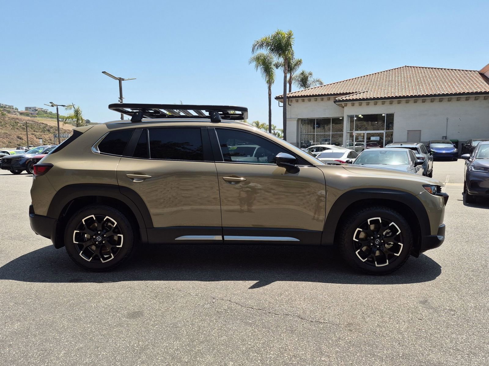 Used 2024 MAZDA CX-50 Meridian Edition w/ Apex Package AWD/4WD image 6