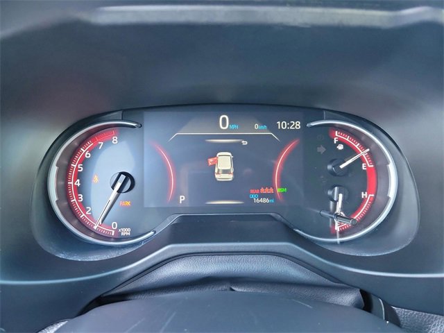 Used 2025 Toyota RAV4 XLE image 31