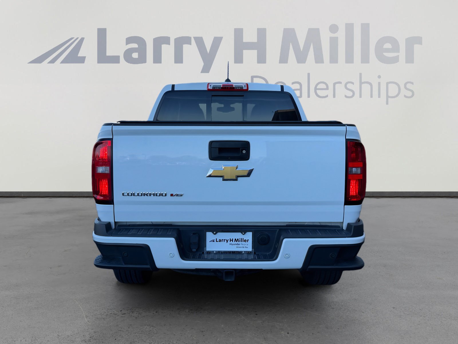 Used 2019 Chevrolet Colorado Z71 AWD/4WD image 4