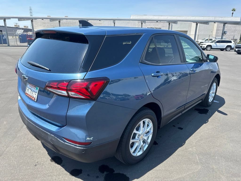Used 2024 Chevrolet Equinox LS w/ LS Convenience Package FWD image 5