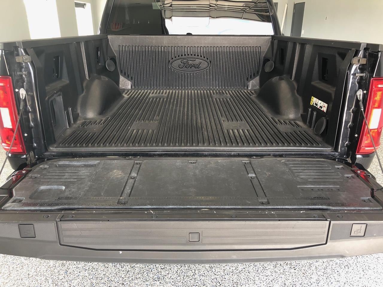 Used 2023 Ford F150 XLT w/ Equipment Group 302A High AWD/4WD image 9