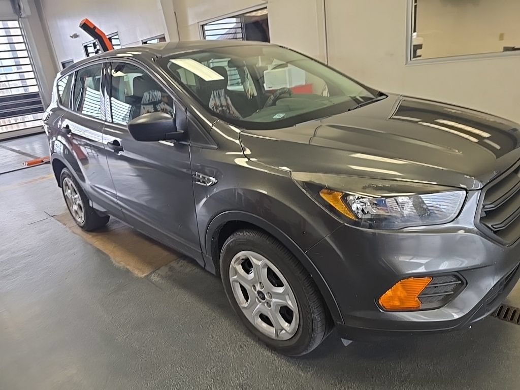 Used 2018 Ford Escape S FWD image 1