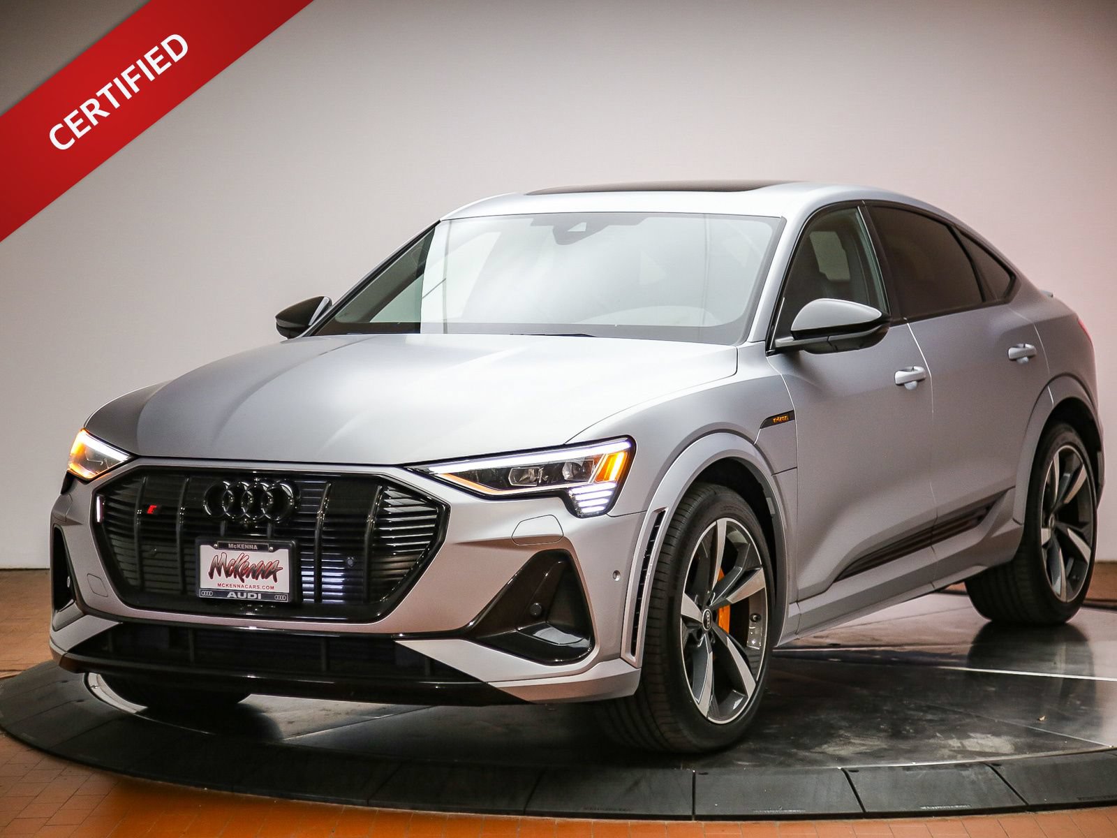 Used 2022 Audi e-tron S Premium Plus AWD/4WD image 1