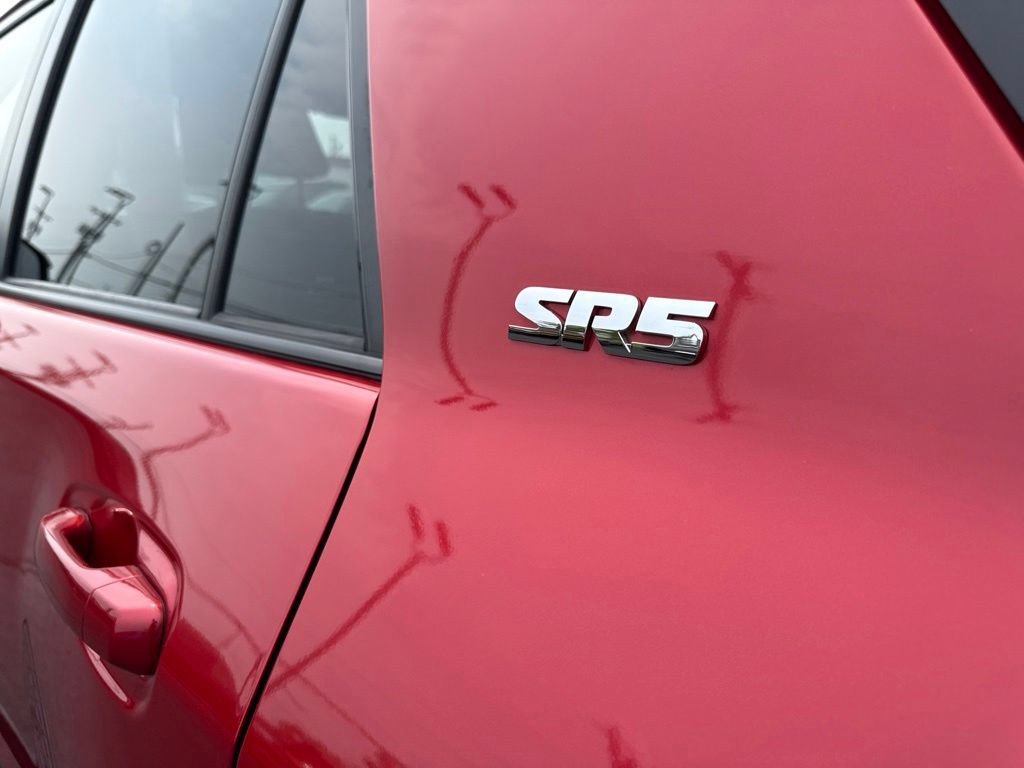 Used 2021 Toyota 4Runner SR5 AWD/4WD image 13