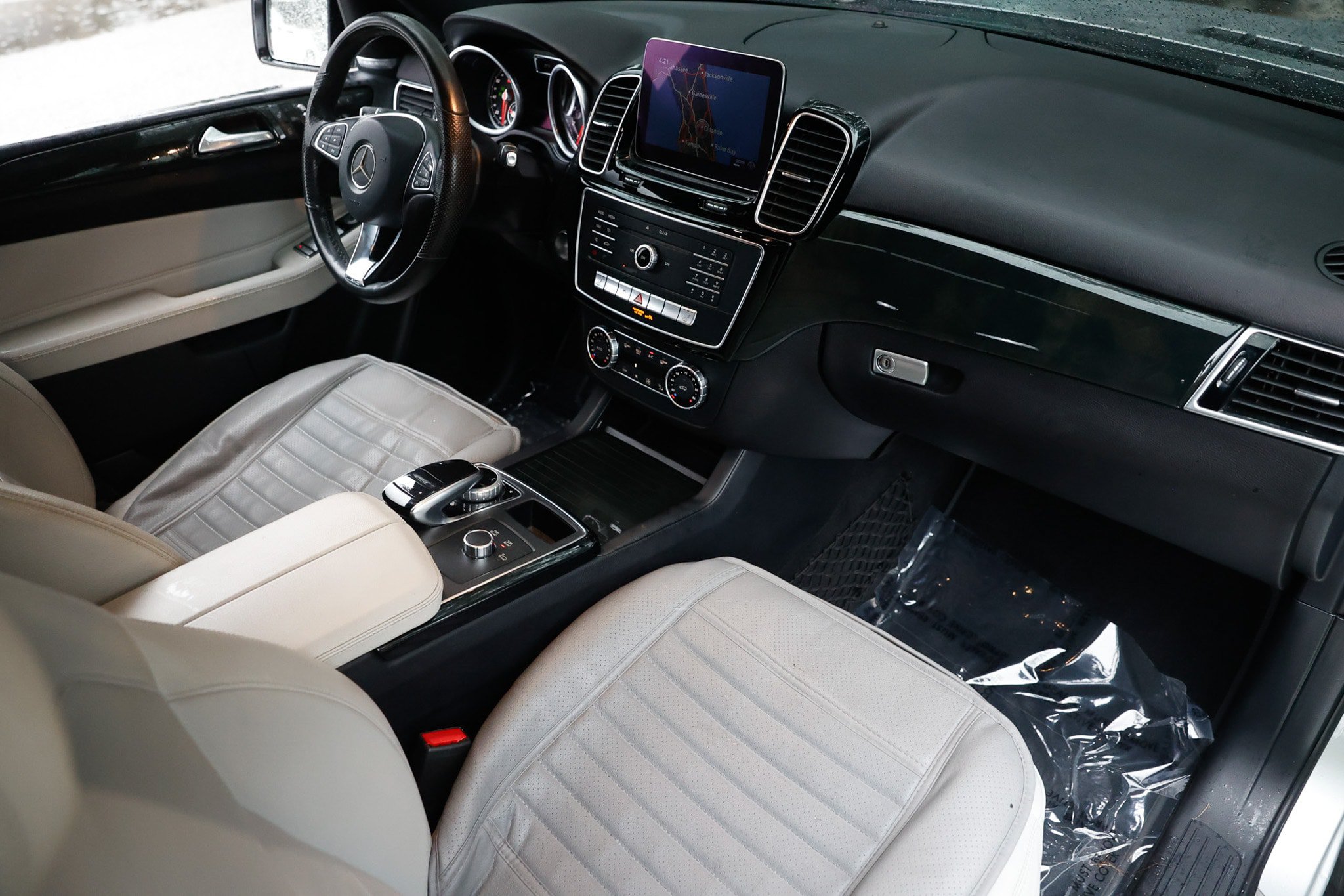 Used 2017 Mercedes-Benz GLE 350 image 23