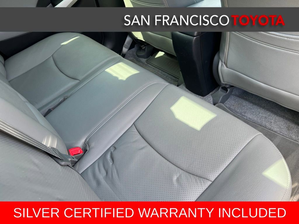Certified 2015 Toyota Prius Plug-In Hybrid image 18