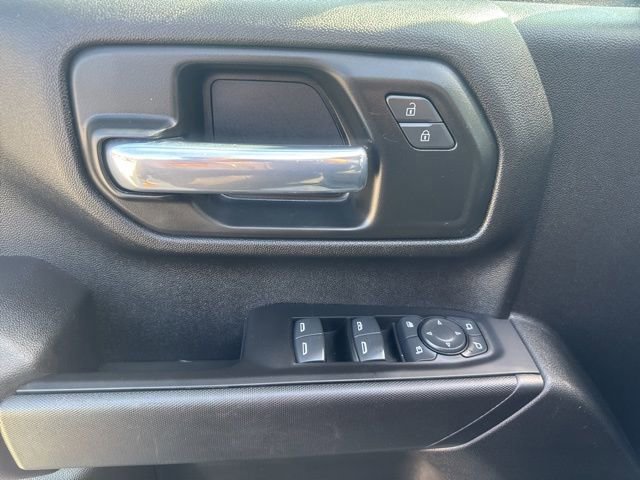 Used 2025 Chevrolet Silverado 2500 Custom w/ Custom Value Package AWD/4WD image 11