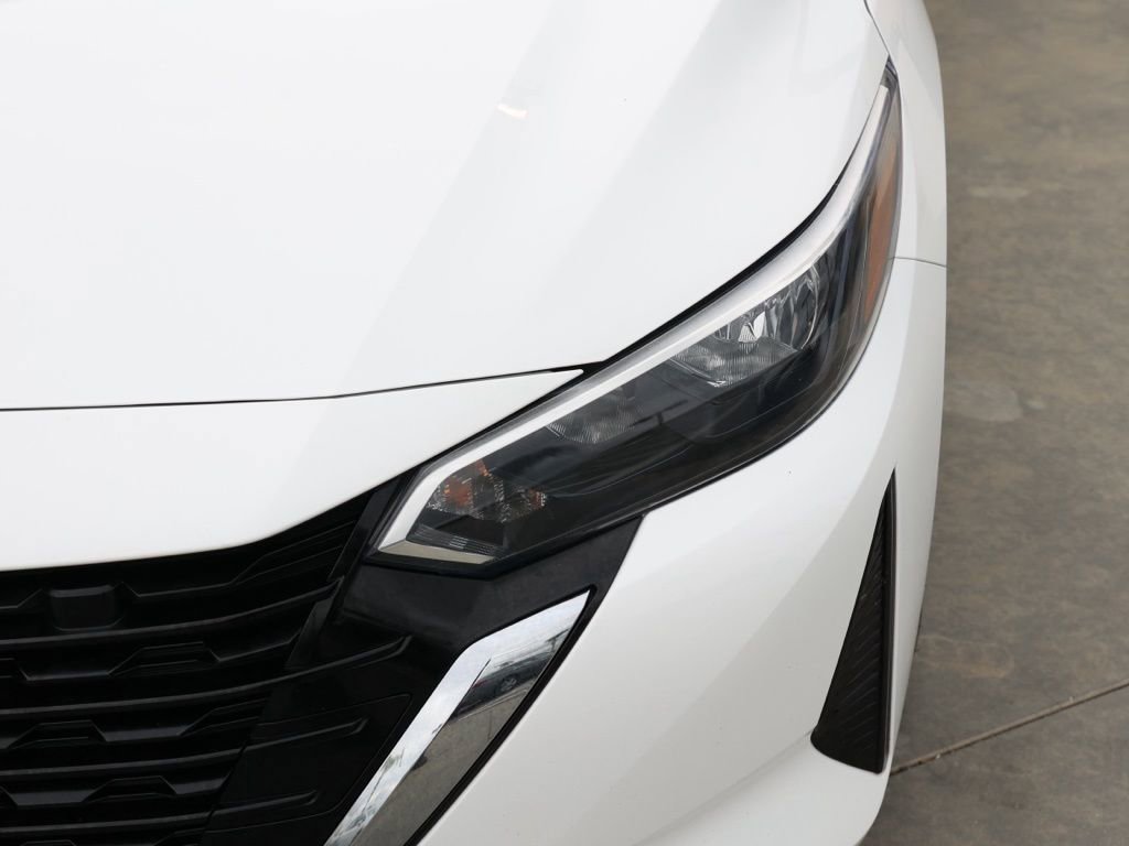 Used 2024 Nissan Sentra SV image 10