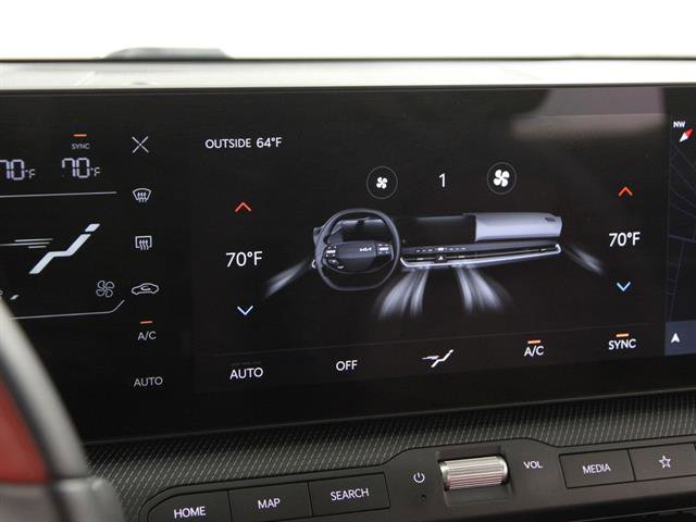 Used 2025 Kia K4 GT-Line w/ GT-Line Premium Package image 14