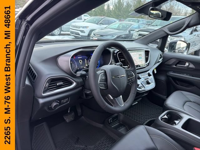 New 2026 Chrysler Voyager LX FWD image 13