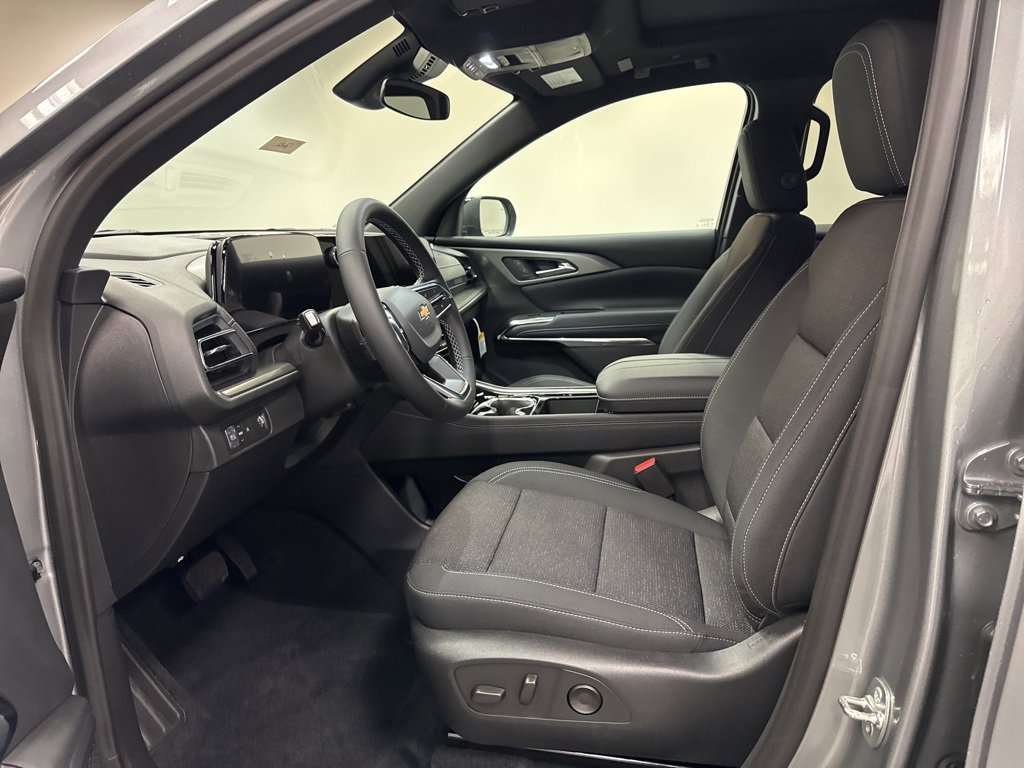 New 2026 Chevrolet Traverse LT w/ Sun and Wheel Package image 21