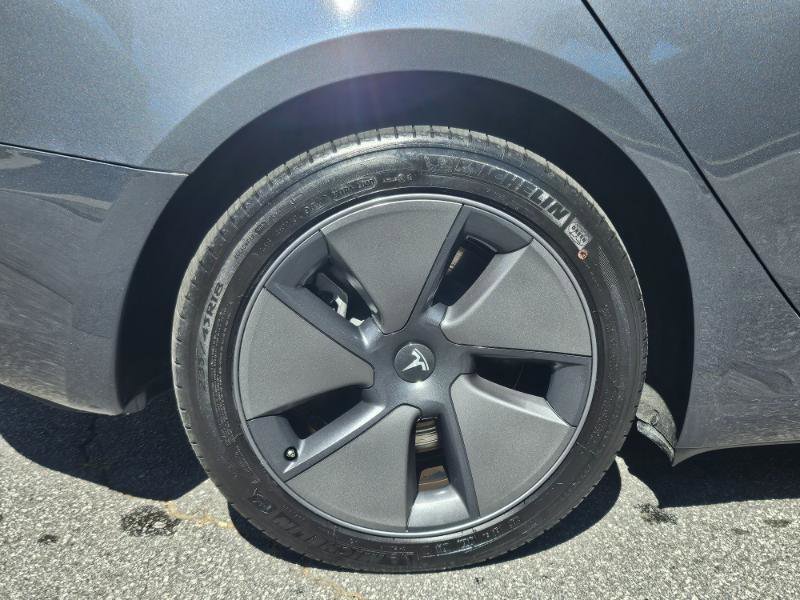 Used 2023 Tesla Model 3 Standard Range RWD image 16