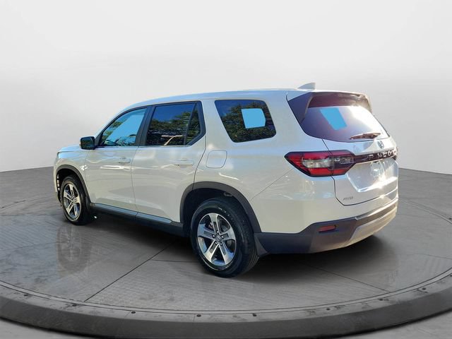 Certified 2025 Honda Pilot EX-L image 4