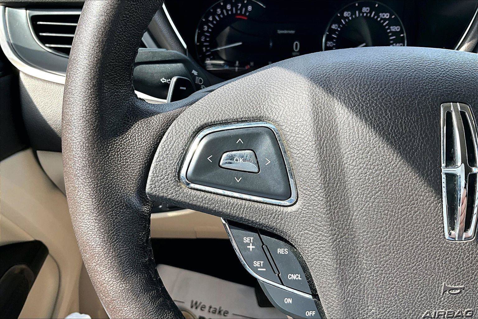 Used 2019 Lincoln MKC Premiere AWD/4WD image 11