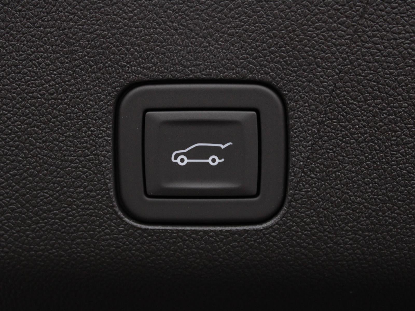 New 2026 Chevrolet Suburban RST w/ RST Capability Package AWD/4WD image 9
