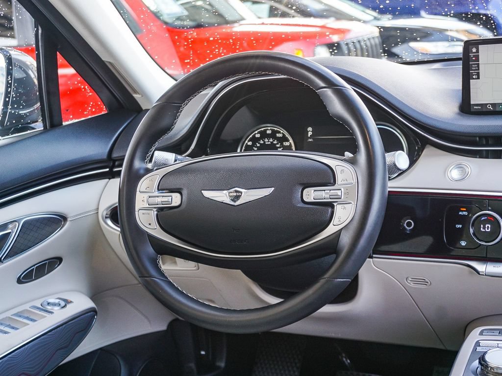 Used 2022 Genesis GV70 2.5T w/ Advanced Package AWD/4WD image 17