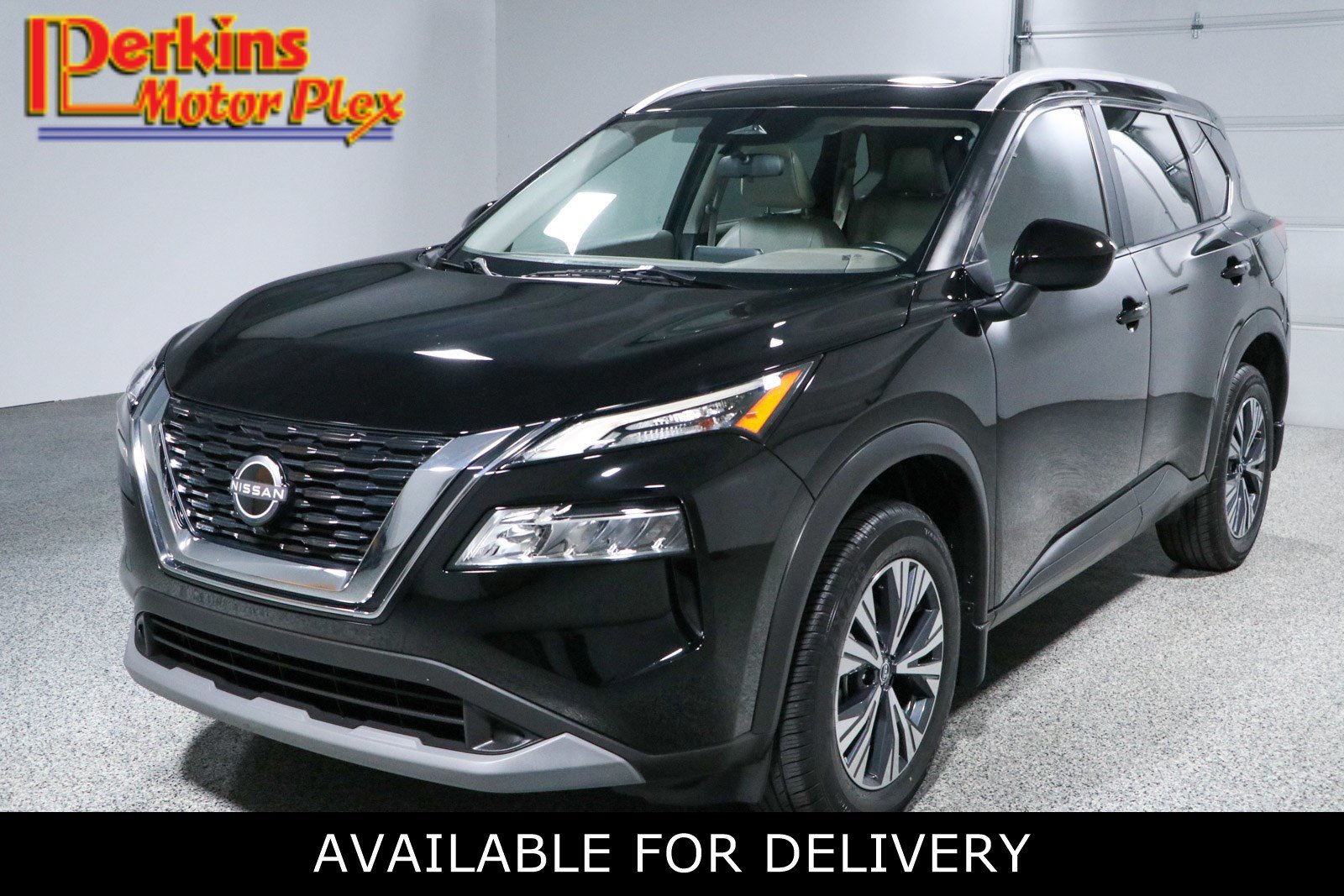 Used 2023 Nissan Rogue SV w/ SV Premium B Package FWD image 1